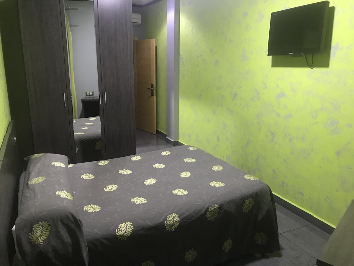Hostal Kavanna Сан-Педро-де-Мерида Экстерьер фото