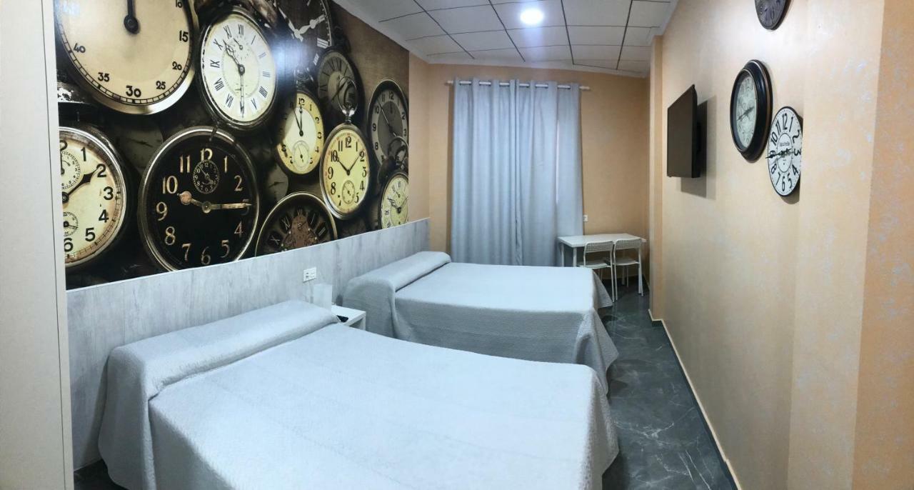 Hostal Kavanna Сан-Педро-де-Мерида Экстерьер фото